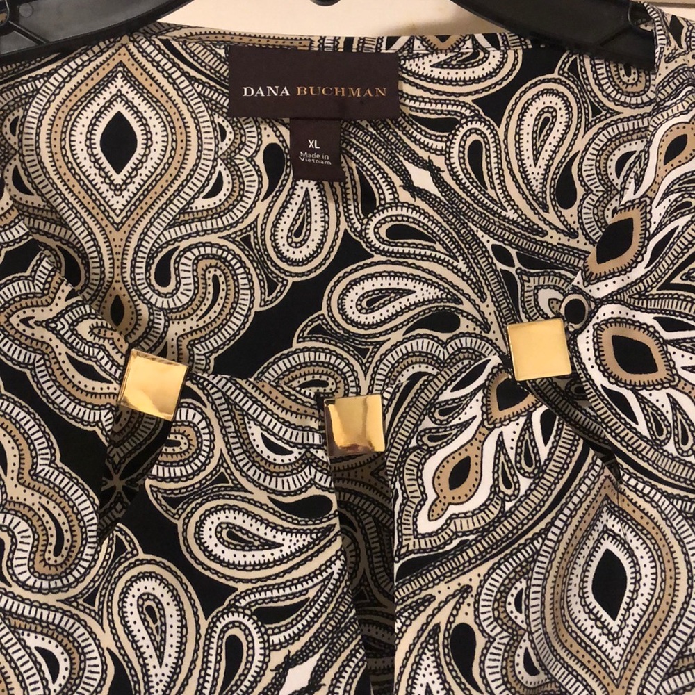 Dana Buchman blouse